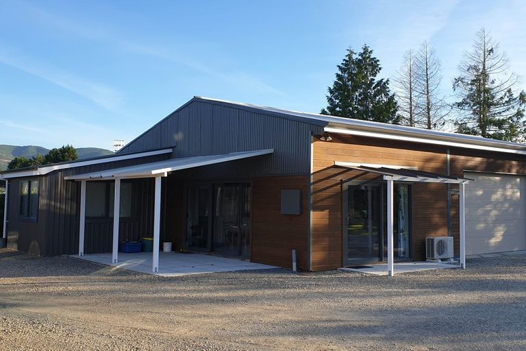 Photo of property in 133 Ranzau Road, Hope, Richmond, 7020