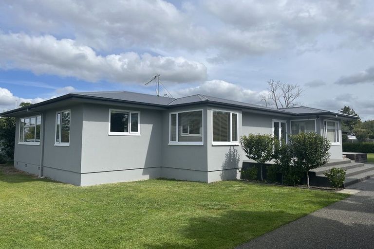 Photo of property in 3 Hammond Road, Taradale, Napier, 4112