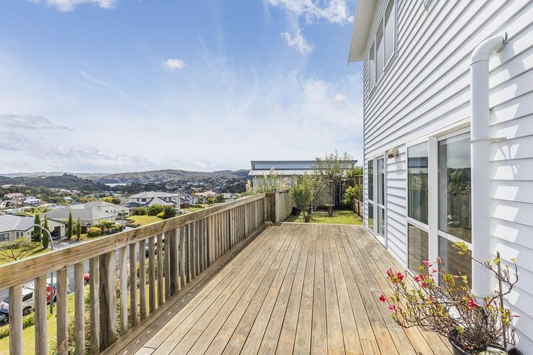 Photo of property in 8 Polestar Lane, Whitby, Porirua, 5024