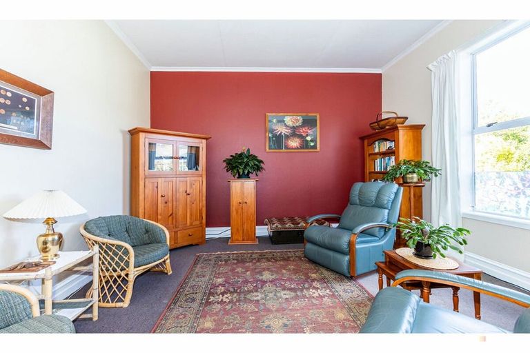 Photo of property in 2 Point Bush Road, Waimate, 7924