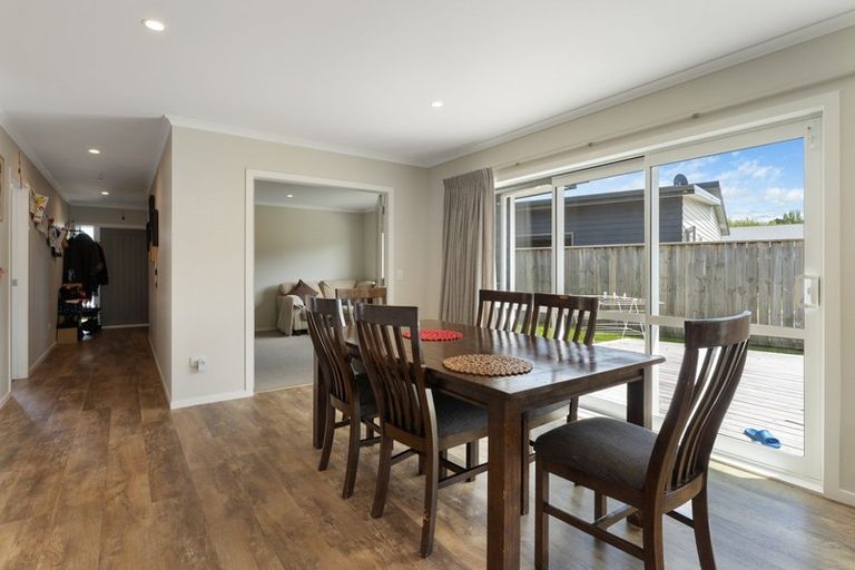 Photo of property in 5 Kingi Te Ahoaho Place, Otaki, 5512