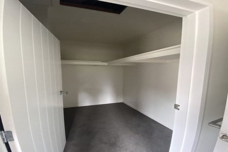 Photo of property in 378 Tararua Road, Levin, 5571