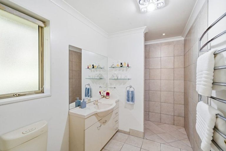 Photo of property in 10 Derby Close, Prebbleton, 7604