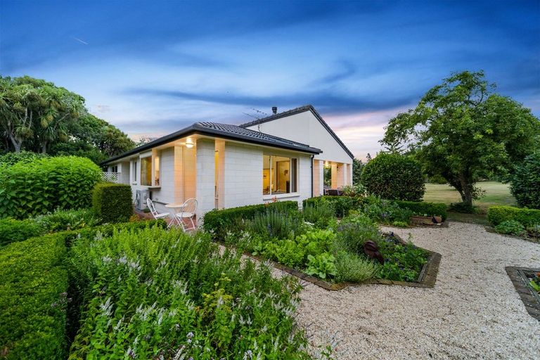 Photo of property in 21 Manna Place, West Melton, Christchurch, 7675