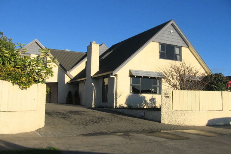 Photo of property in 113 John F Kennedy Drive, Milson, Palmerston North, 4414