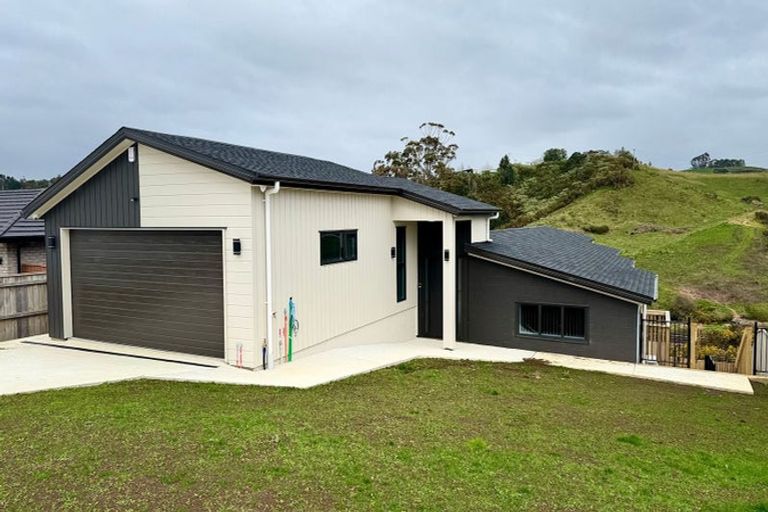 Photo of property in 122 Harriet Johnston Drive, Pokeno, 2402