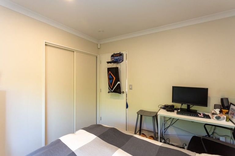 Photo of property in 15 Pollock Place, Rolleston, 7614