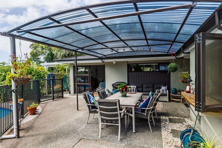 Photo of property in 90 Kemp Road, Kerikeri, 0230