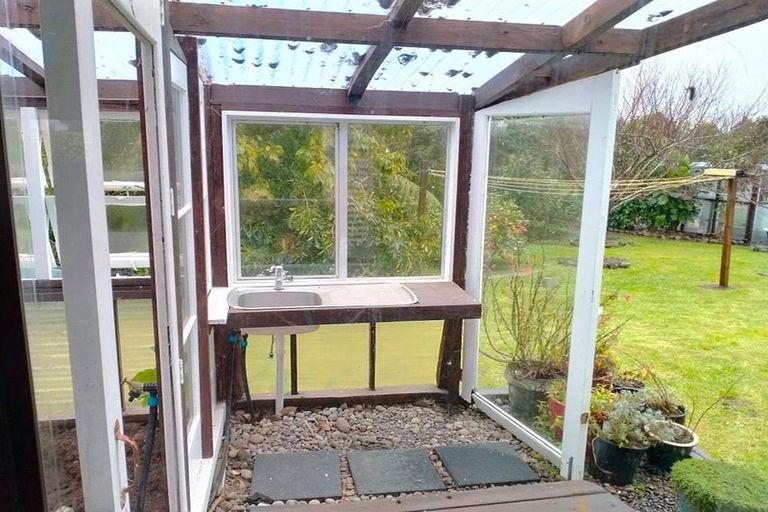 Photo of property in 76 Kekeua Road, Warea, New Plymouth, 4381