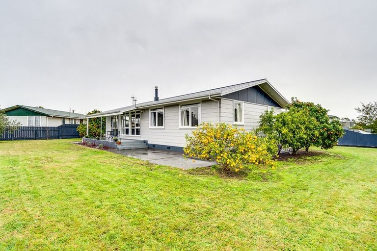 Photo of property in 24 Dover Road, Flaxmere, Hastings, 4120