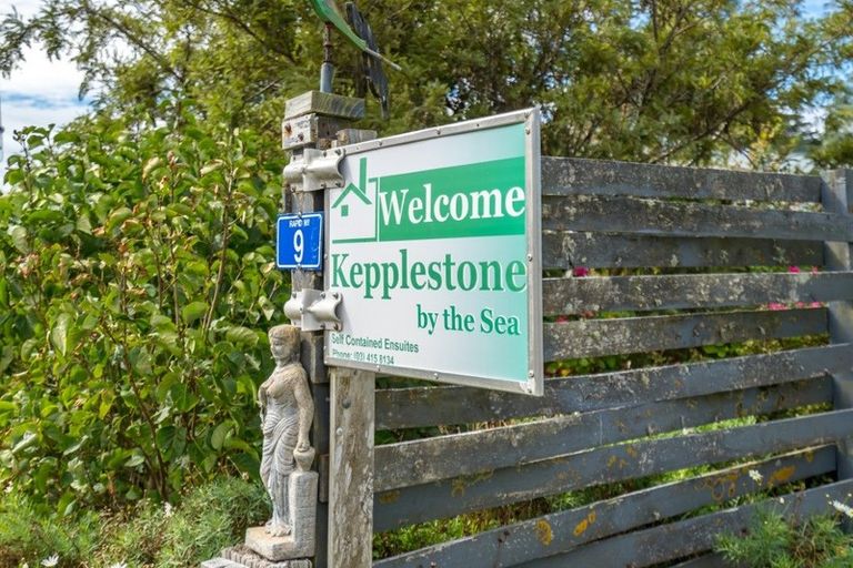 Photo of property in 9 Surat Bay Road, New Haven, Owaka, 9585