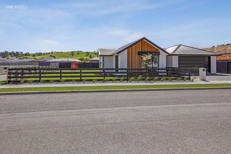 Photo of property in 69 Courage Road, Amberley, 7410