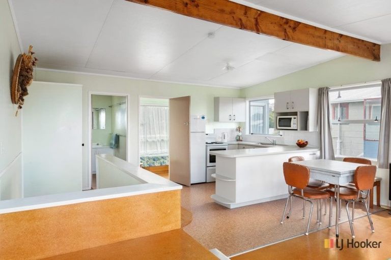 Photo of property in 24 Seaforth Road, Waihi Beach, 3611