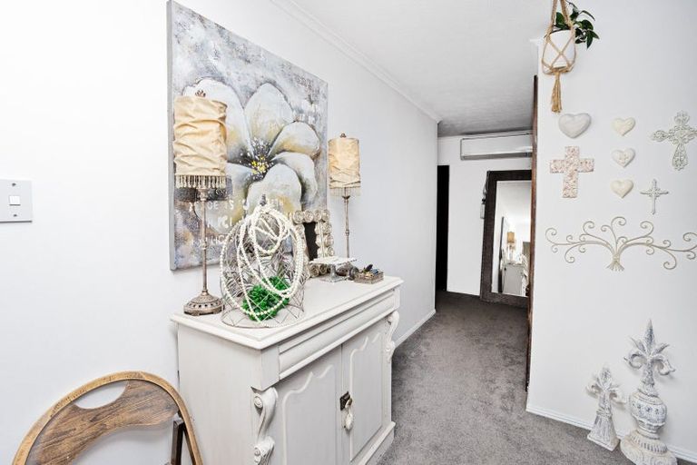 Photo of property in 24 Moana Street, Rosedale, Invercargill, 9810