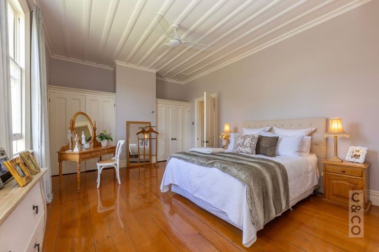 Photo of property in 14 Nelson Street, Helensville, 0800