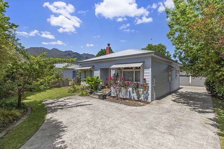Photo of property in 35 Aroha View Avenue, Te Aroha, 3320