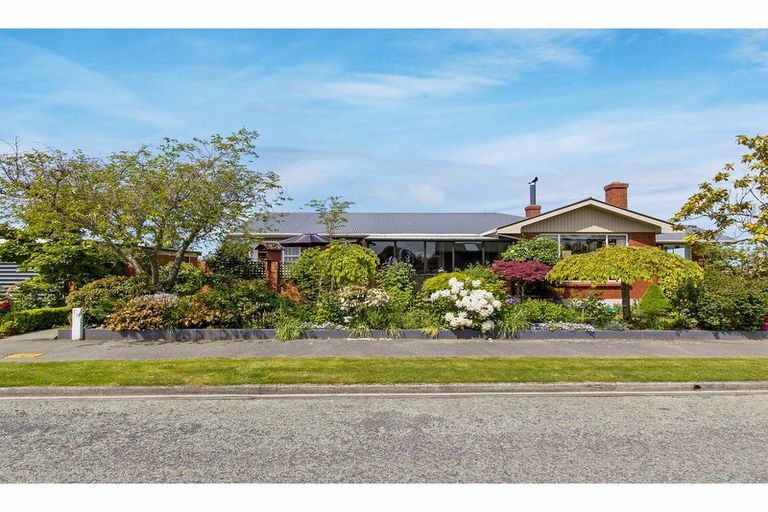 Photo of property in 32 Kowhai Street, Highfield, Timaru, 7910