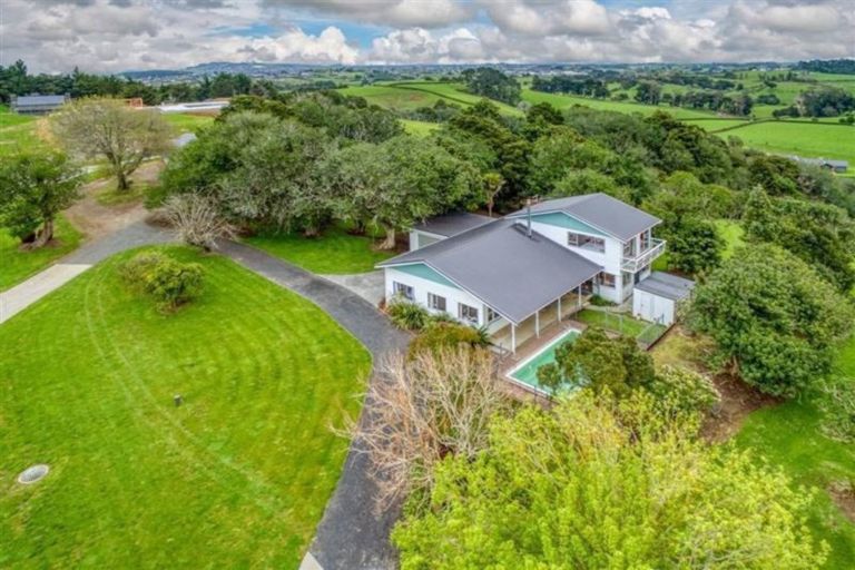 Photo of property in 6 Donald Gavin Way, Paerata, Drury, 2578