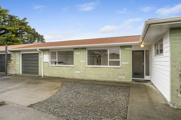 Photo of property in 16 Nola Avenue, Raumati Beach, Paraparaumu, 5032