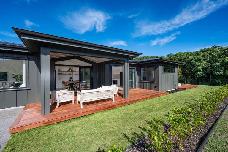 Photo of property in 56 Seven Oaks Drive, Kinloch, 3377