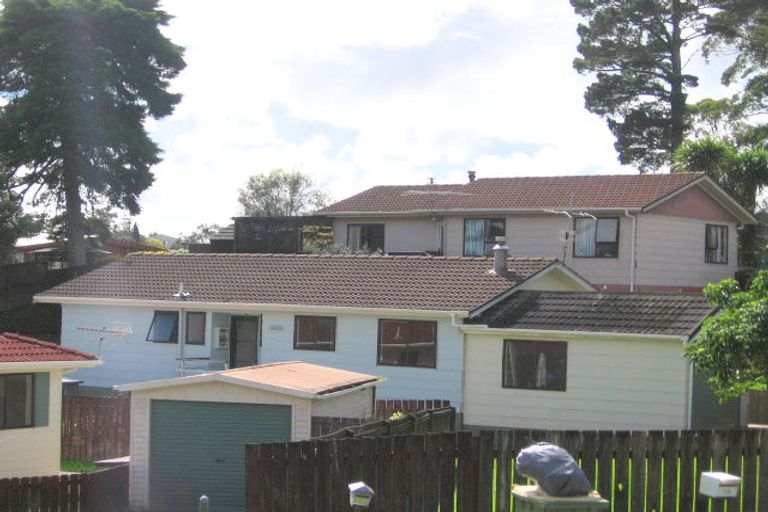 Photo of property in 46 Lavelle Road, Henderson, Auckland, 0612