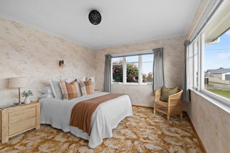 Photo of property in 8 Keats Avenue, Onekawa, Napier, 4110