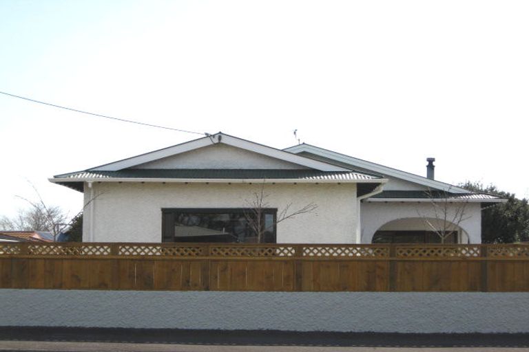 Photo of property in 26 Tukapa Street, Westown, New Plymouth, 4310