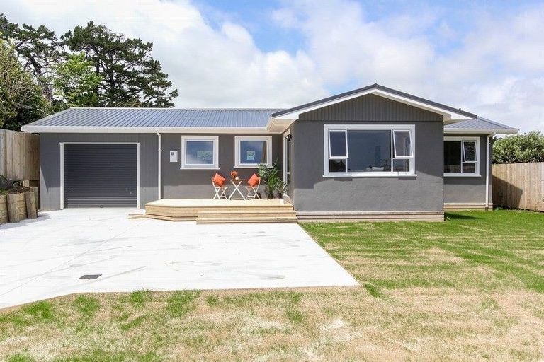 Photo of property in 10c Cowling Road, Hurdon, New Plymouth, 4310