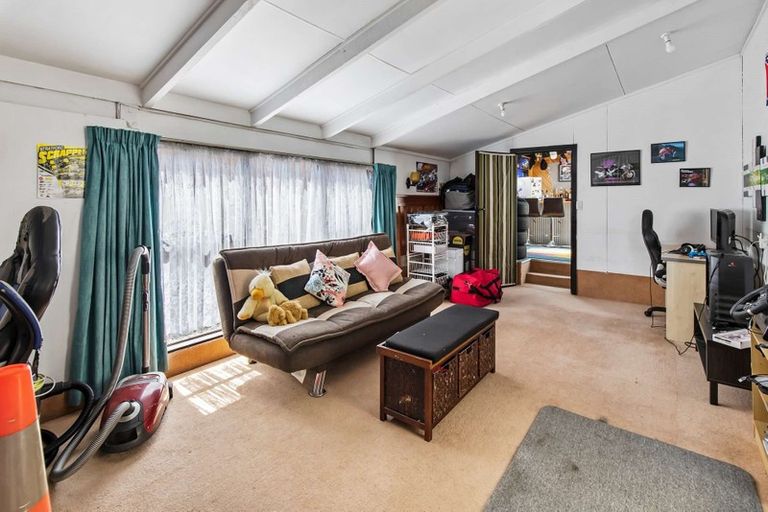 Photo of property in 20 Tawavale Street, Pukehangi, Rotorua, 3015