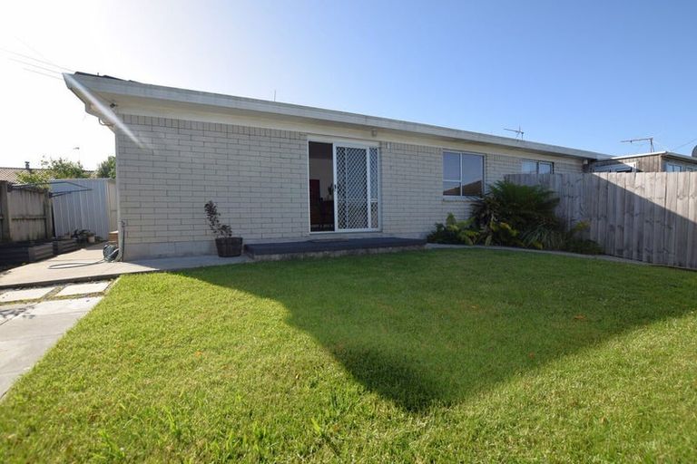 Photo of property in 3/3 Karaka Street, New Lynn, Auckland, 0600