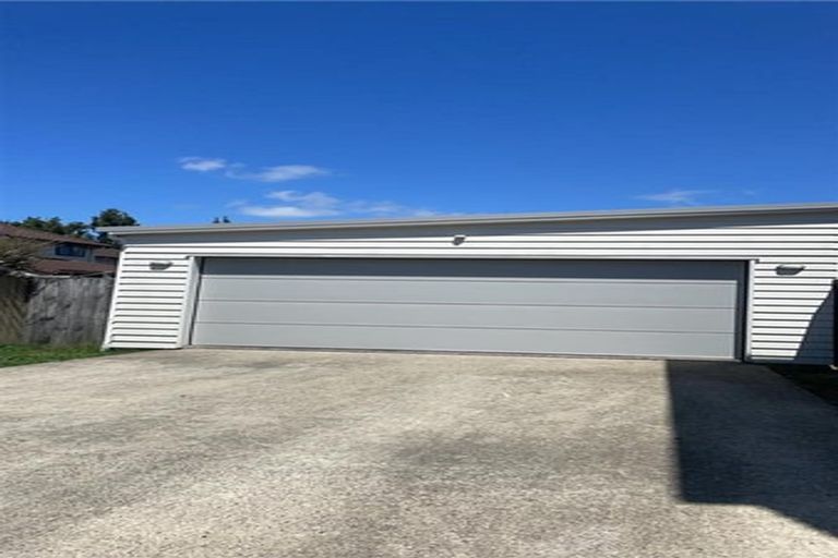 Photo of property in 203 Porchester Road, Takanini, 2112