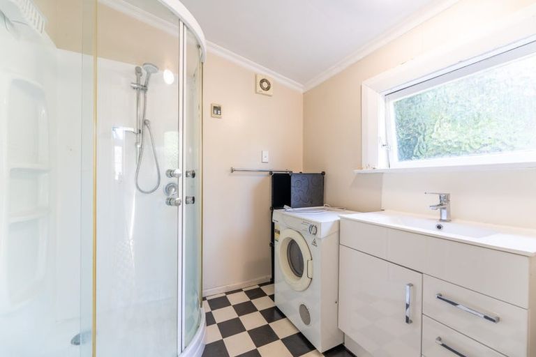 Photo of property in 1 Hertnon Street, West End, Timaru, 7910