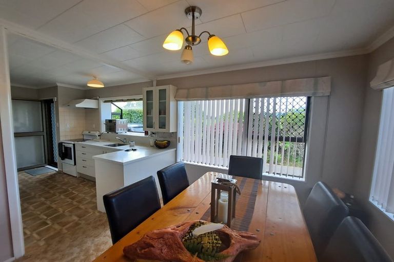 Photo of property in 13a Julian Place, Westown, New Plymouth, 4310