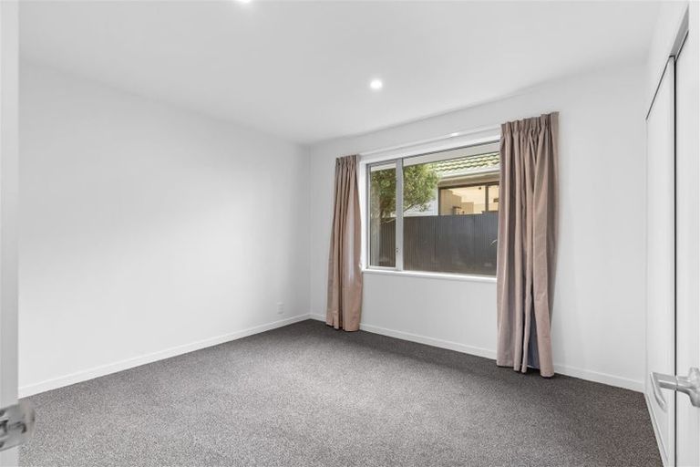 Photo of property in 98 Gilberthorpes Road, Hei Hei, Christchurch, 8042