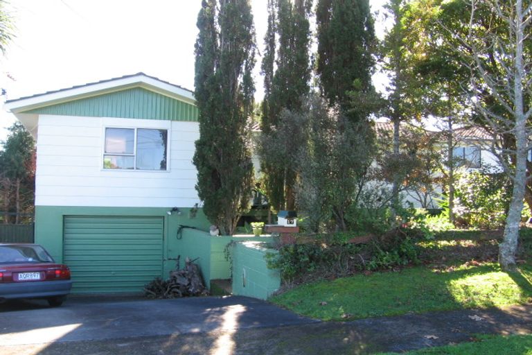 Photo of property in 17 Wallace Road, Ranui, Auckland, 0612
