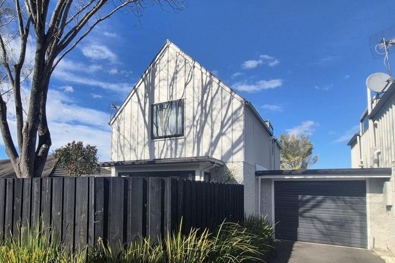 Photo of property in 1/99a Mandeville Street, Riccarton, Christchurch, 8011