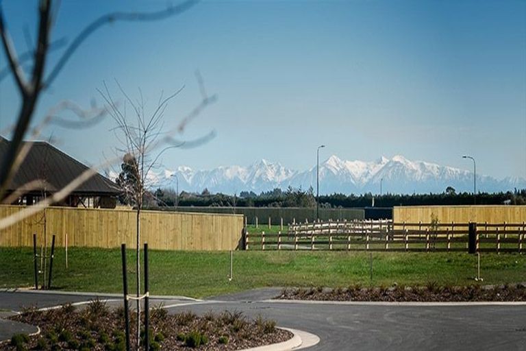 Photo of property in 106 Kingsdowne Drive, West Melton, 7618