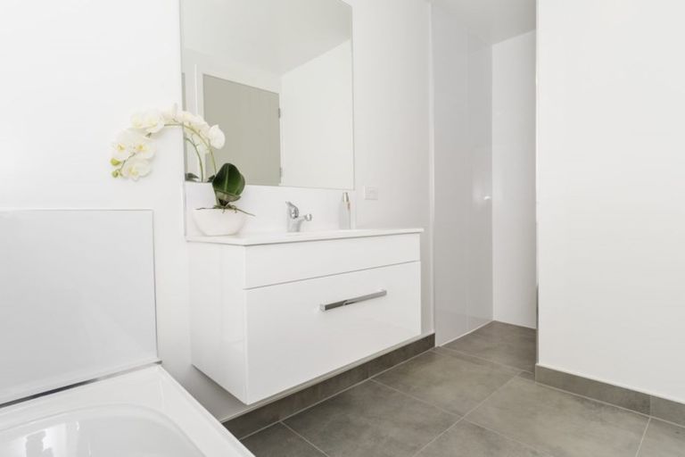 Photo of property in 21 Pakanga Grove, Pyes Pa, Tauranga, 3112