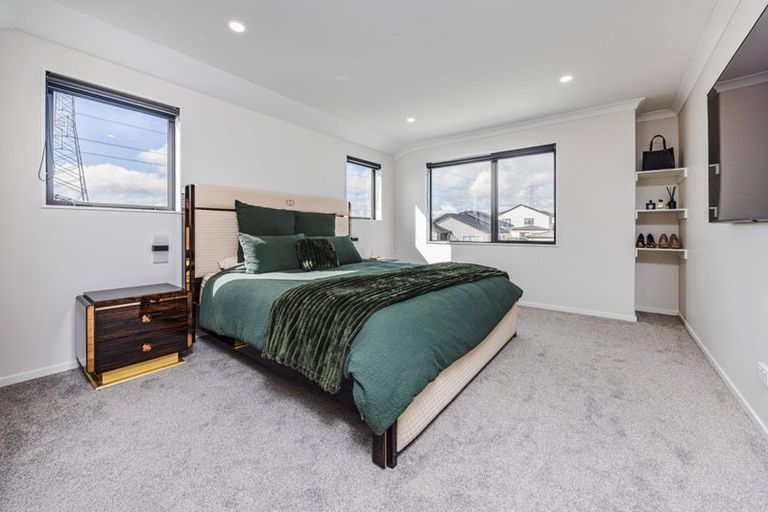 Photo of property in 74 Tir Conaill Avenue, Flat Bush, Auckland, 2019