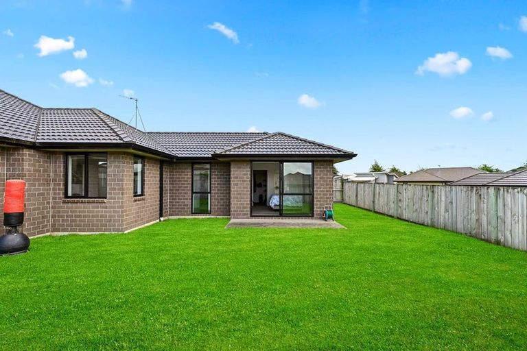 Photo of property in 11 Keston Crescent, Flagstaff, Hamilton, 3210