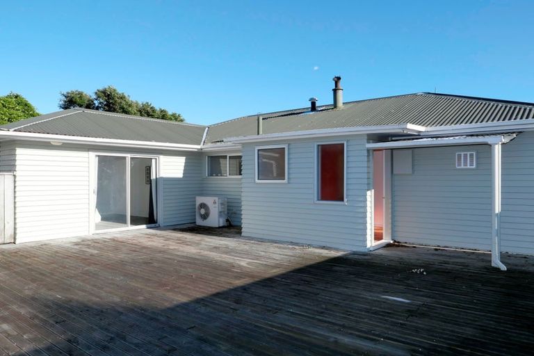 Photo of property in 12 Kiwi Road, Raumati Beach, Paraparaumu, 5032