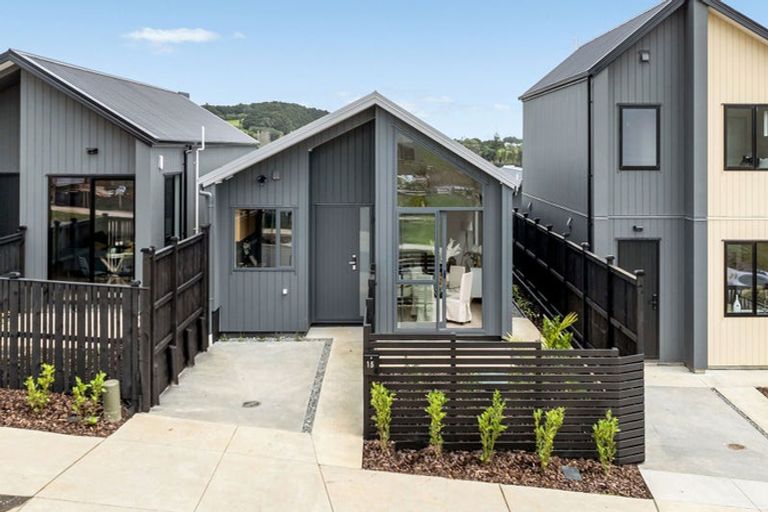 Photo of property in 15 Aituaa Road, Pukekohe, 2120