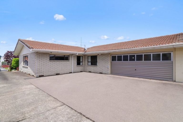 Photo of property in 39 Robertson Street, Glenholme, Rotorua, 3010