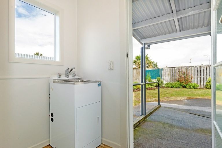Photo of property in 4 Root Street, Gisborne, 4010