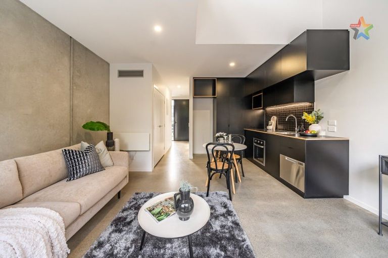 Photo of property in 1 Te Ara O Paetutu, Petone, Lower Hutt, 5012