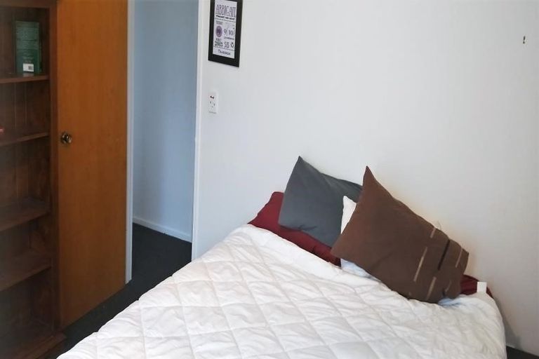 Photo of property in 43 Amberley Avenue, Westbrook, Palmerston North, 4412