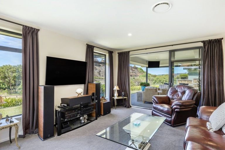 Photo of property in 90 Hindmarsh Drive, Rangatira Park, Taupo, 3330