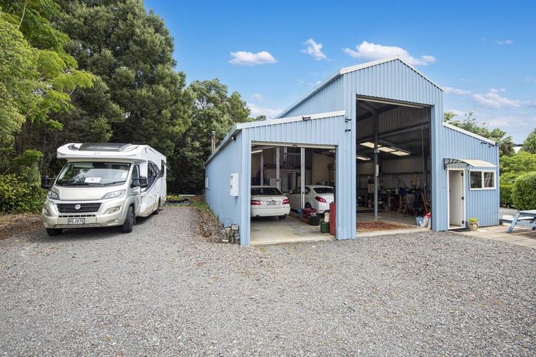 Photo of property in 609 Crane Road, Kauri, Kamo, 0185