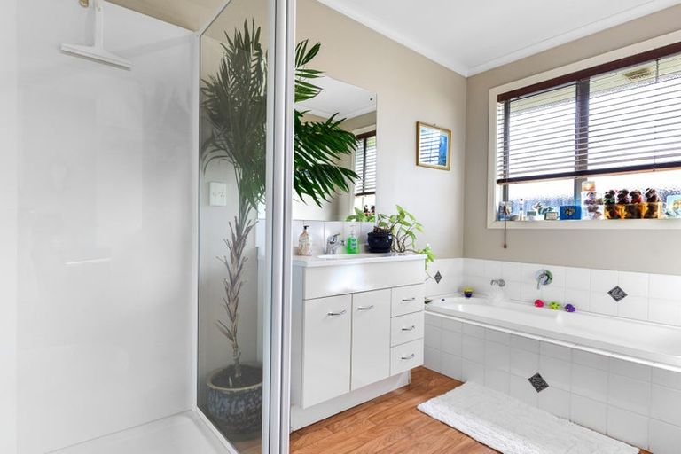 Photo of property in 17 Wembley Close, Nawton, Hamilton, 3200