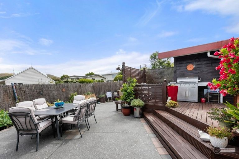 Photo of property in 1 Terrys Place, Kelson, Lower Hutt, 5010